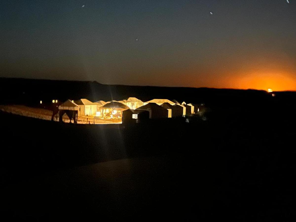 Merzouga Top Luxury Camp Dış mekan fotoğraf